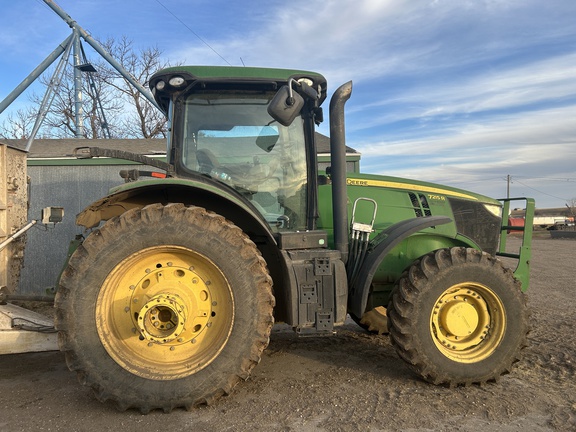 2013 John Deere 7215R Tractor