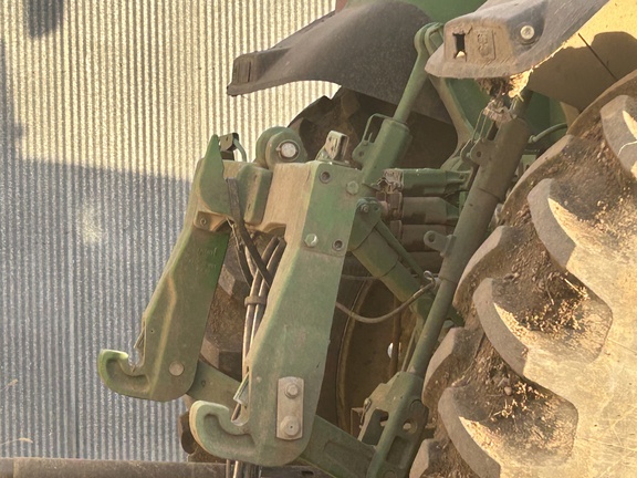 2013 John Deere 7215R Tractor