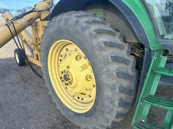 2011 John Deere 7530 Premium Tractor