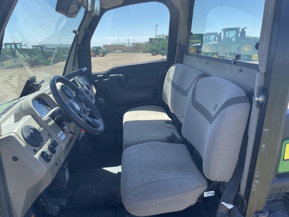 2022 John Deere XUV 835R ATV