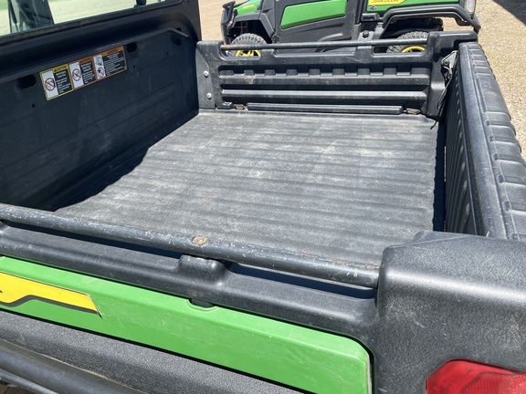 2022 John Deere XUV 835R ATV