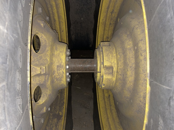 2013 John Deere 9410R Tractor 4WD