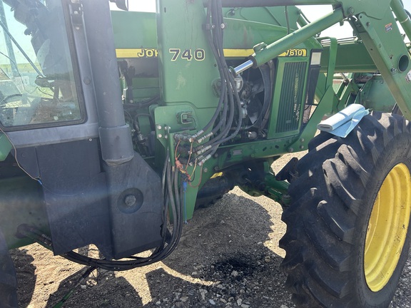 1998 John Deere 7610 Tractor