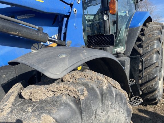 2022 New Holland T6.175 CVT Tractor