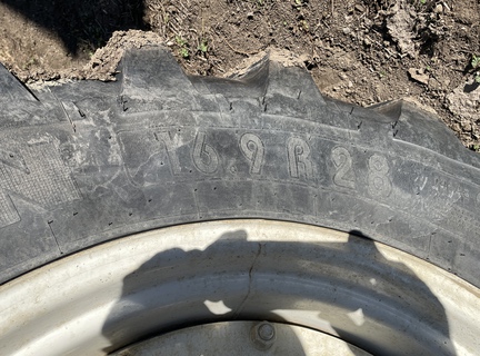 2022 New Holland T6.175 CVT Tractor