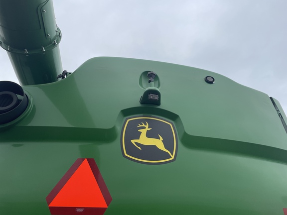 2024 John Deere S780 Combine