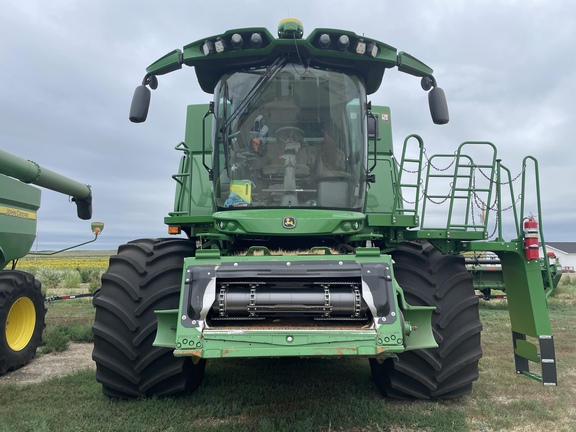 2024 John Deere S780 Combine
