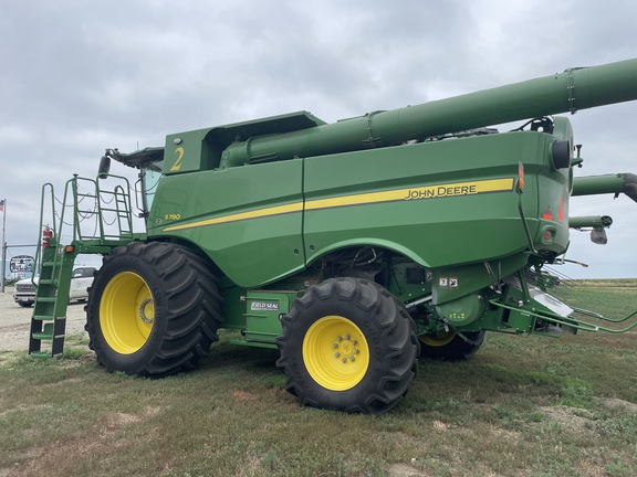 2024 John Deere S780 Combine