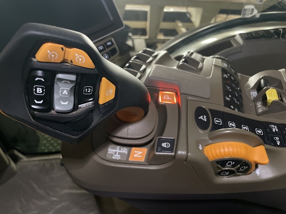 2023 John Deere 8R 410 Tractor