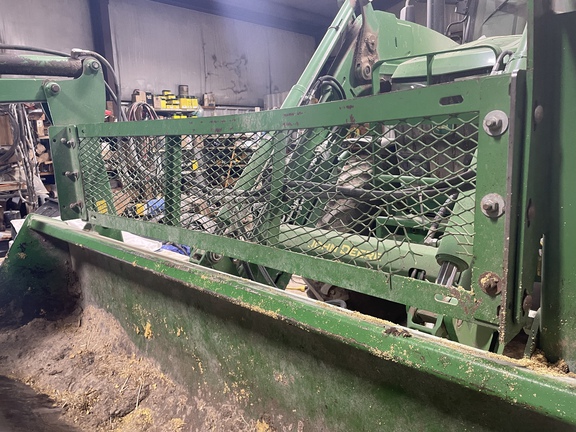 2019 John Deere 6195R Tractor