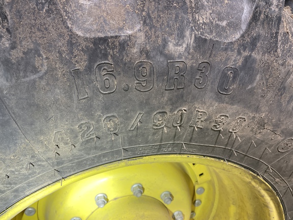 2019 John Deere 6195R Tractor