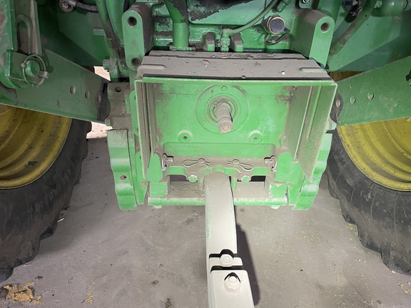 2019 John Deere 6195R Tractor