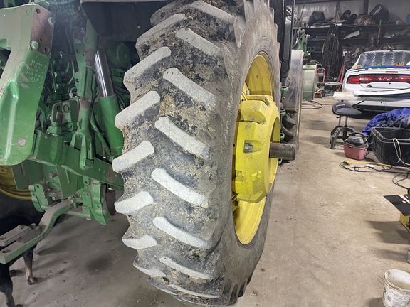 2019 John Deere 6195R Tractor