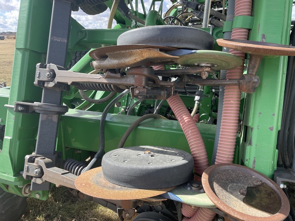 2014 John Deere 1890 Air Seeder