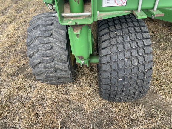 2014 John Deere 1890 Air Seeder