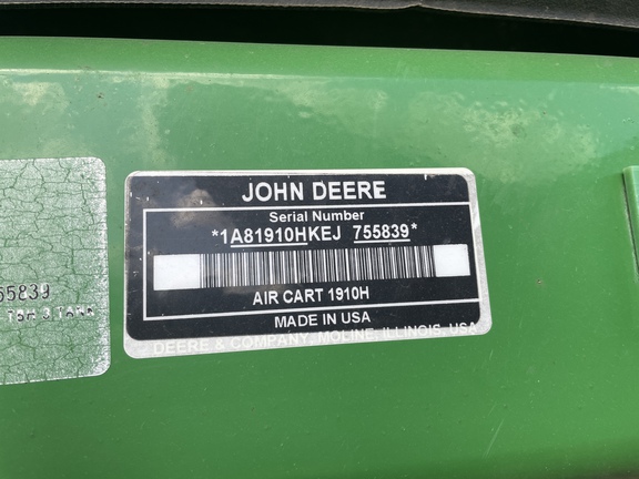 2014 John Deere 1890 Air Seeder
