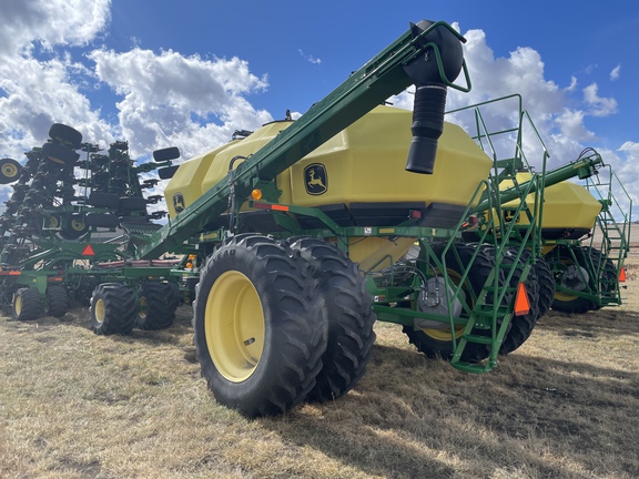 2014 John Deere 1890 Air Seeder