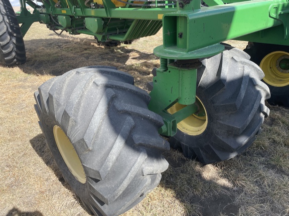 2014 John Deere 1890 Air Seeder