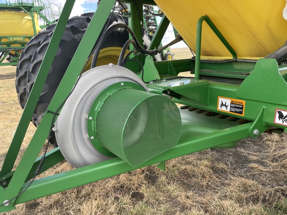 2014 John Deere 1890 Air Seeder