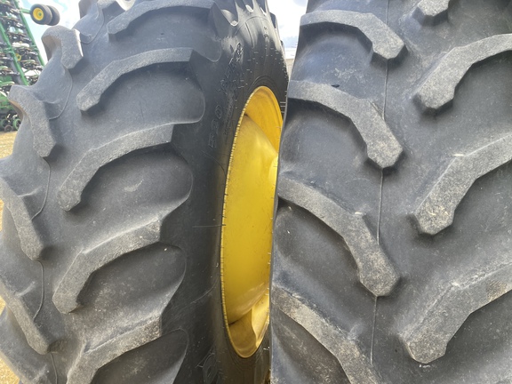 2014 John Deere 1890 Air Seeder