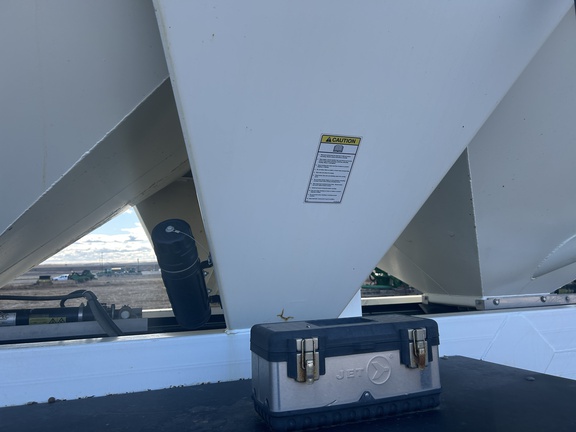 2013 Convey-All CST-40 Tender