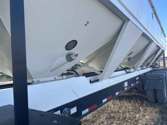 2013 Convey-All CST-40 Tender