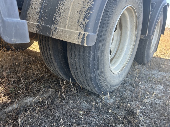 2013 Convey-All CST-40 Tender