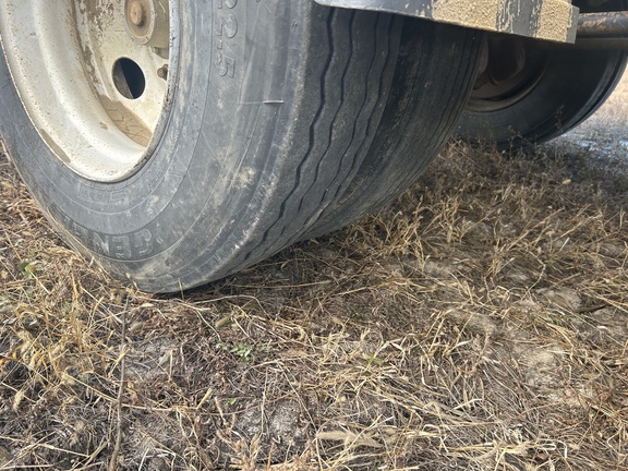 2013 Convey-All CST-40 Tender