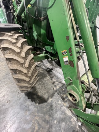 2003 John Deere 7520 Tractor
