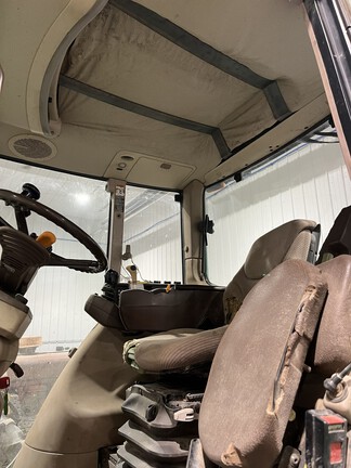 2003 John Deere 7520 Tractor