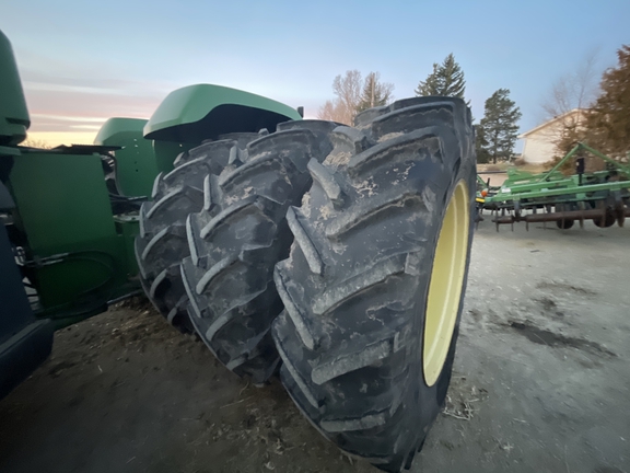 1998 John Deere 9300 Tractor 4WD