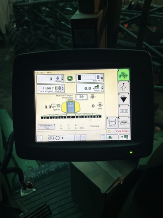 2009 John Deere 4830 Sprayer/High Clearance