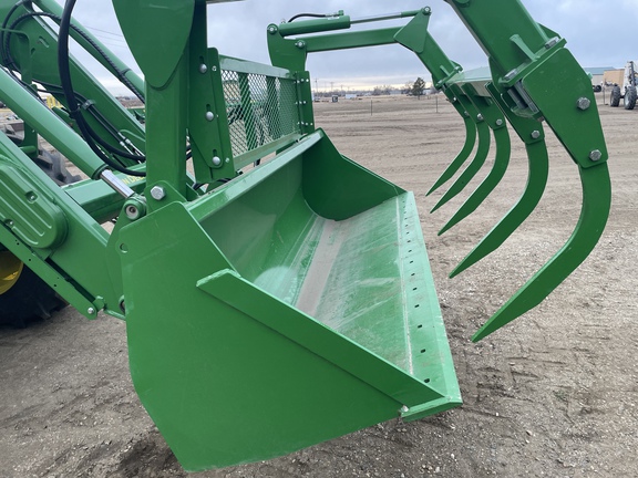 2023 John Deere 8' BUCKET & GRAPPLE Tractor Attachment