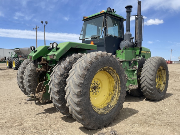 1990 John Deere 8760 Tractor 4WD