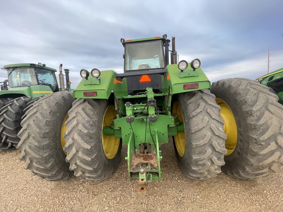 1990 John Deere 8760 Tractor 4WD