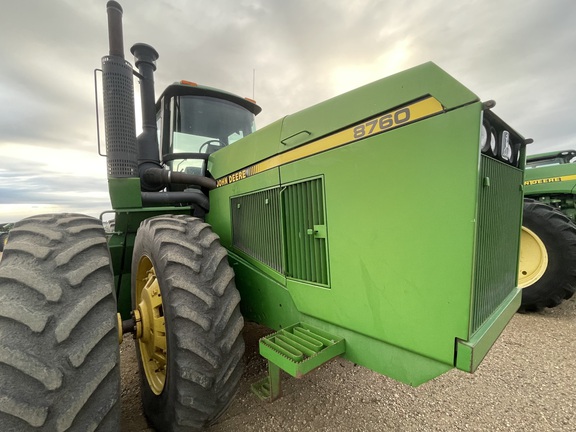 1990 John Deere 8760 Tractor 4WD