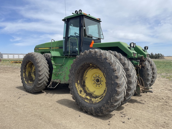 1990 John Deere 8760 Tractor 4WD