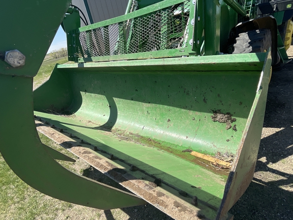 2004 John Deere 7420 Tractor