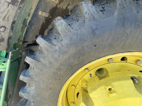 2004 John Deere 7420 Tractor