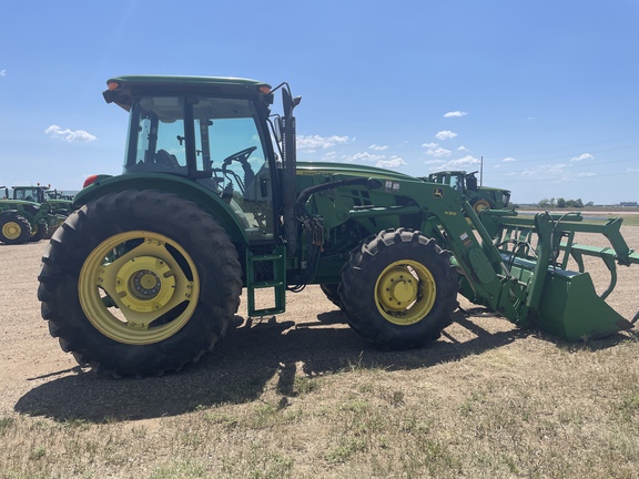 2013 John Deere 6140D Tractor