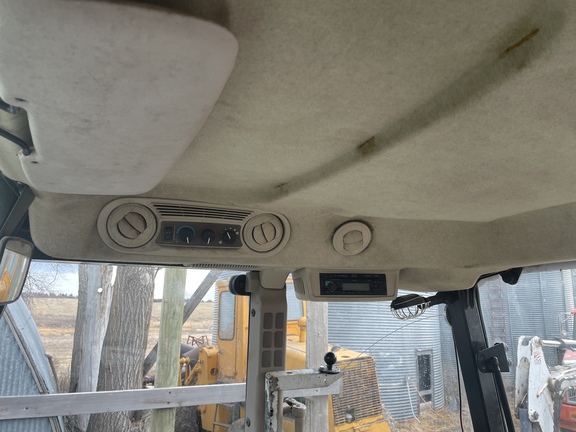 2013 John Deere 6140D Tractor