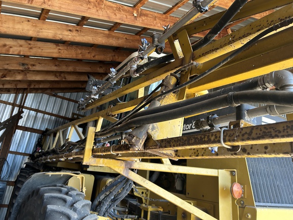 1998 RoGator 854 Sprayer/High Clearance