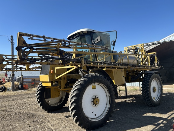 1998 RoGator 854 Sprayer/High Clearance
