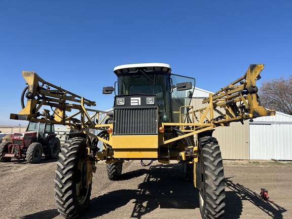 1998 RoGator 854 Sprayer/High Clearance
