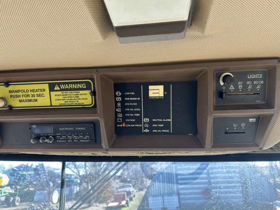 1998 RoGator 854 Sprayer/High Clearance