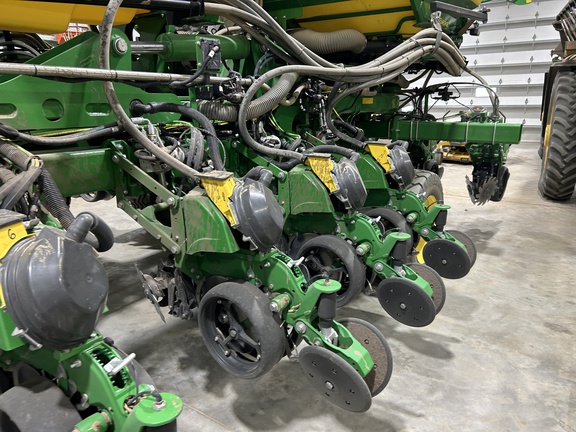 2022 John Deere DB60 Planter