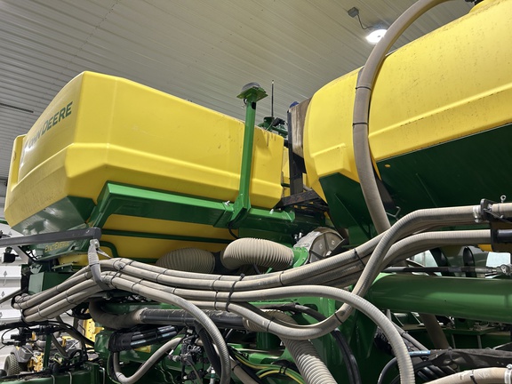 2022 John Deere DB60 Planter
