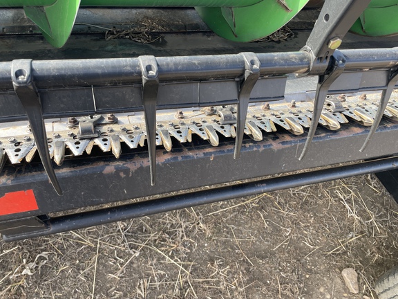 2010 John Deere 635F Header Combine