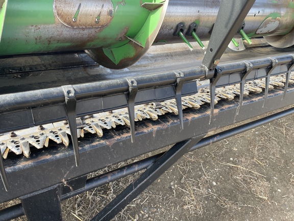2010 John Deere 635F Header Combine