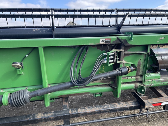 2010 John Deere 635F Header Combine